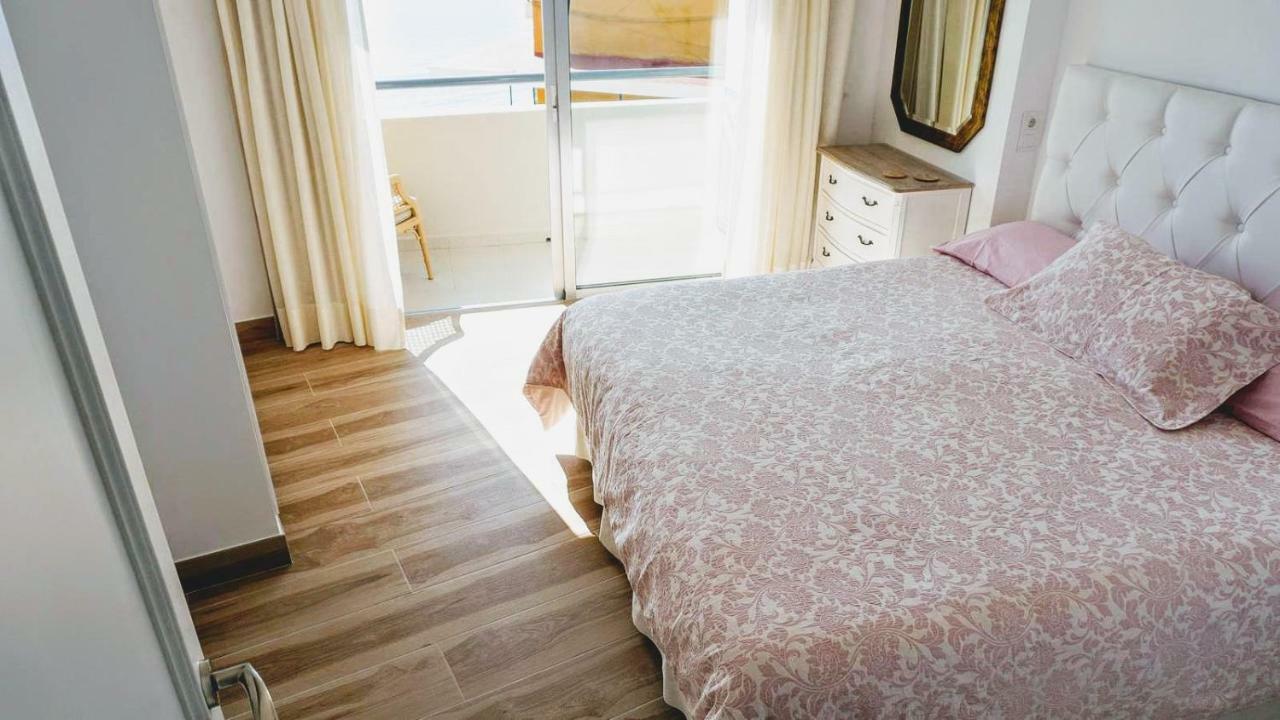 Beachfront Apartment In Fuengirola With Sea Views Esterno foto