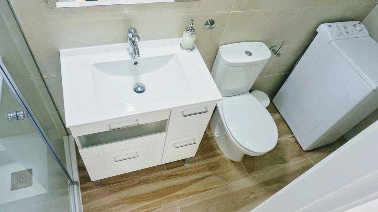 Beachfront Apartment In Fuengirola With Sea Views Esterno foto